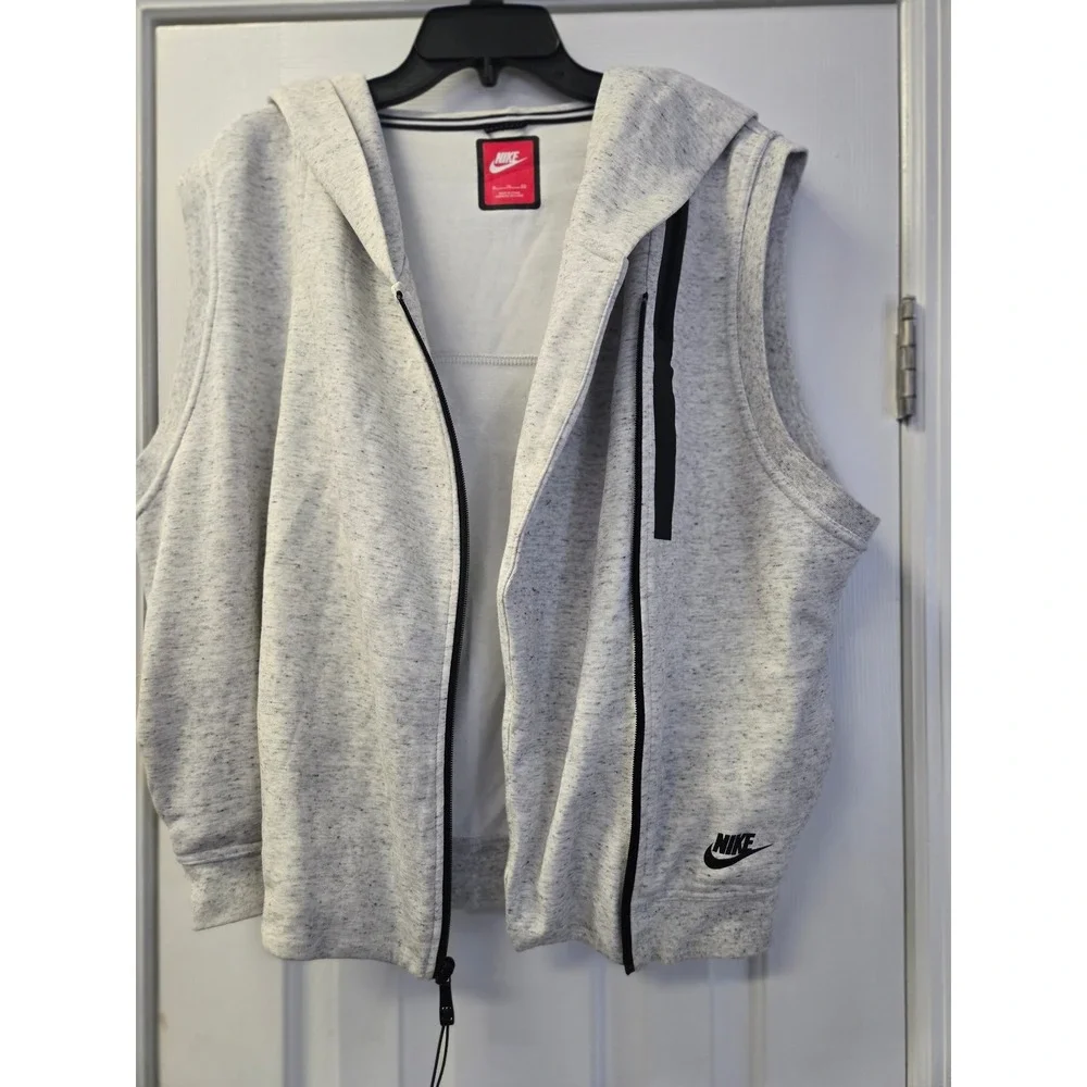 Nike Tech Fleece Sleeveless Full Zip Hoodie Vest Grey 689067-121‎ Mens XL